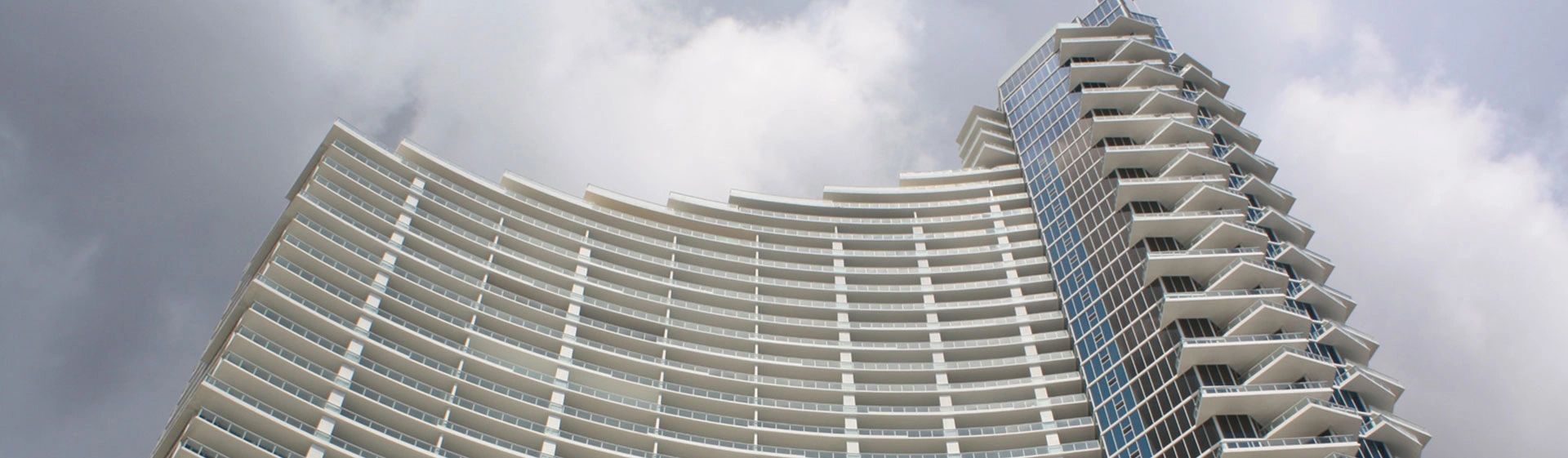 Paramount Bay Condominium Association